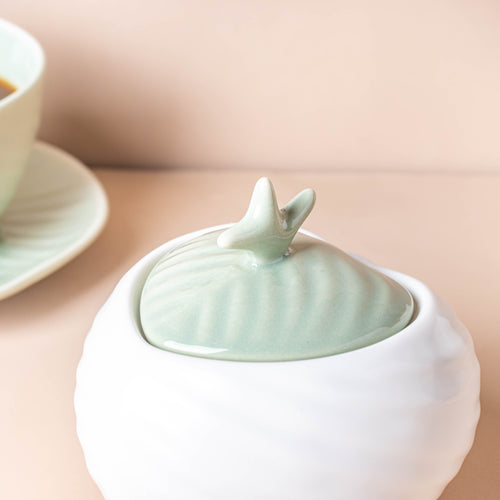 Taro Leaf White Jar With Lid - Jar