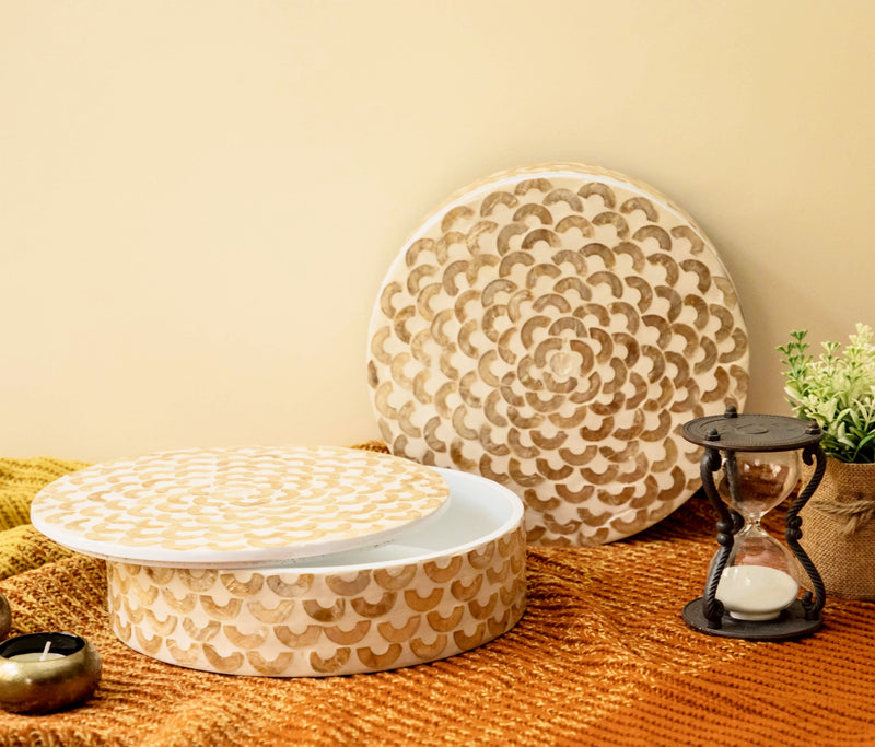 Mother Of Pearl Round Box-Half Moon Shell - Nestasia Home Decor