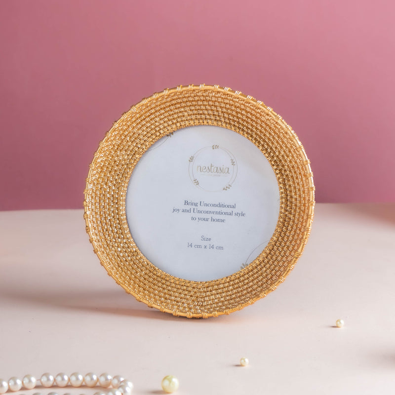 Basket Photo Frame - Picture frames and photo frames online | Home decoration items