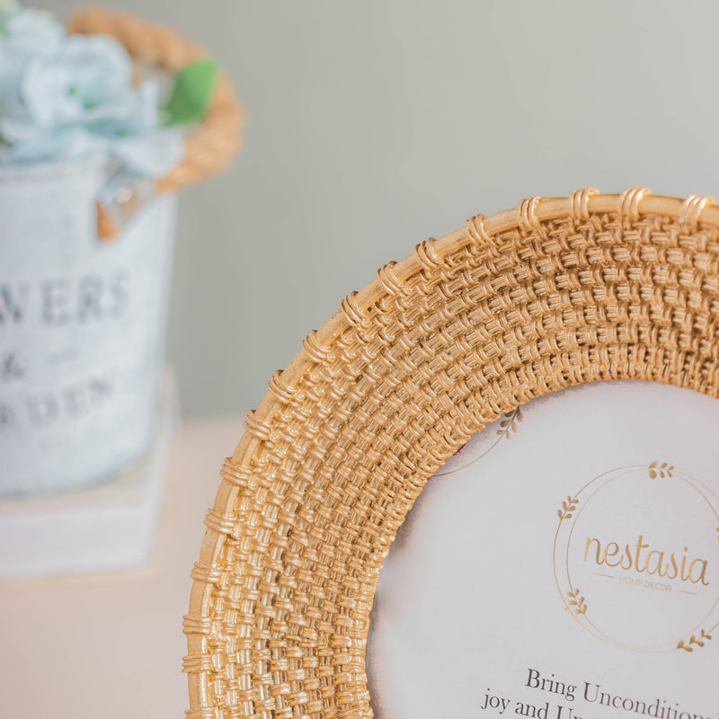 Gold Photo Frame Round - Picture frames and photo frames online | Room decoration items