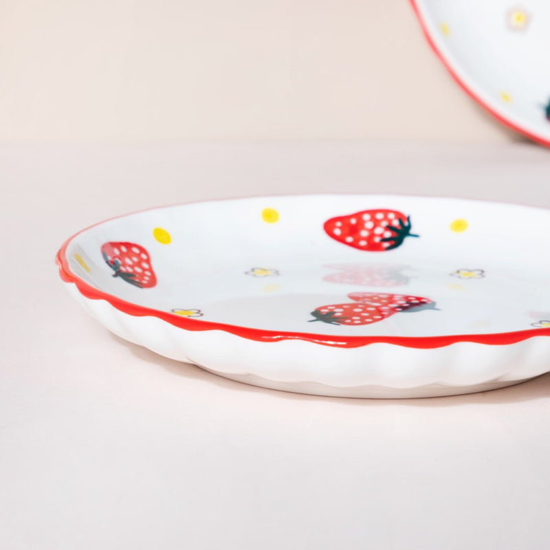 Strawberry 8 Piece Dinner Set For 2