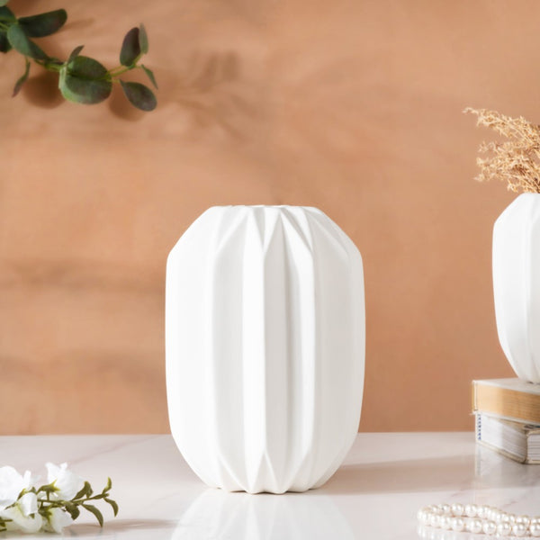 Geometric Textured Ceramic Vase White Medium - Flower vase for home decor, office and gifting | Home decoration items