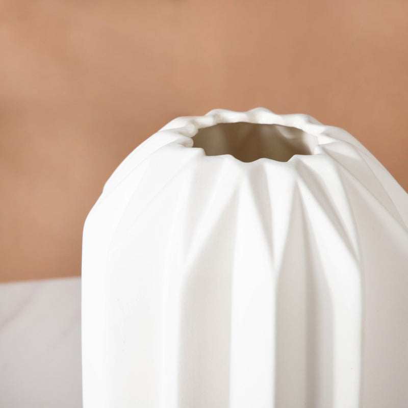 Geometric Textured Ceramic Vase White Medium - Flower vase for home decor, office and gifting | Home decoration items