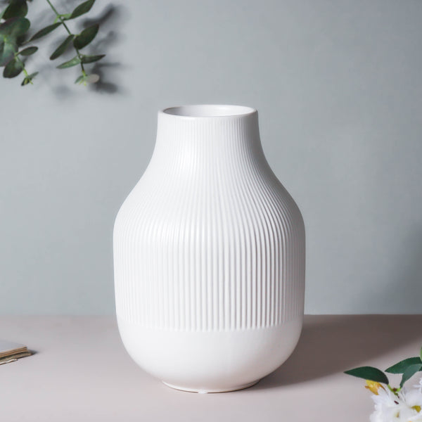 Ribbed Minimalist Vase - Flower vase for home decor, office and gifting | Home decoration items