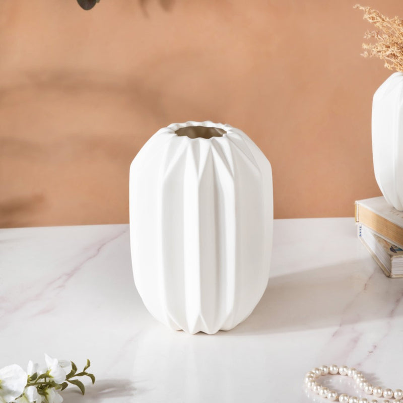 Geometric Textured Ceramic Vase White Medium - Flower vase for home decor, office and gifting | Home decoration items