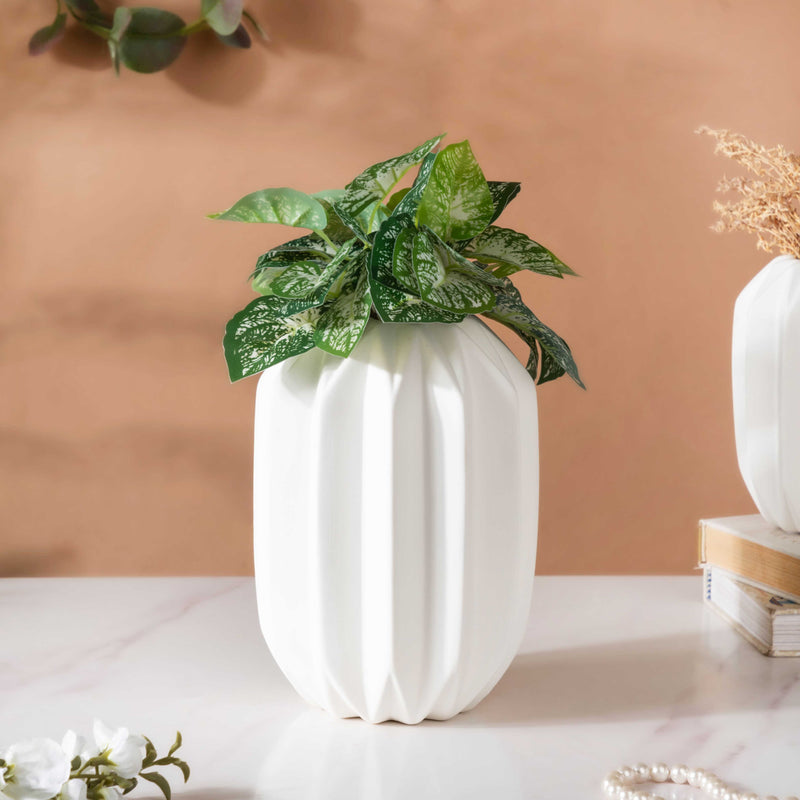 Geometric Textured Ceramic Vase White Medium - Flower vase for home decor, office and gifting | Home decoration items