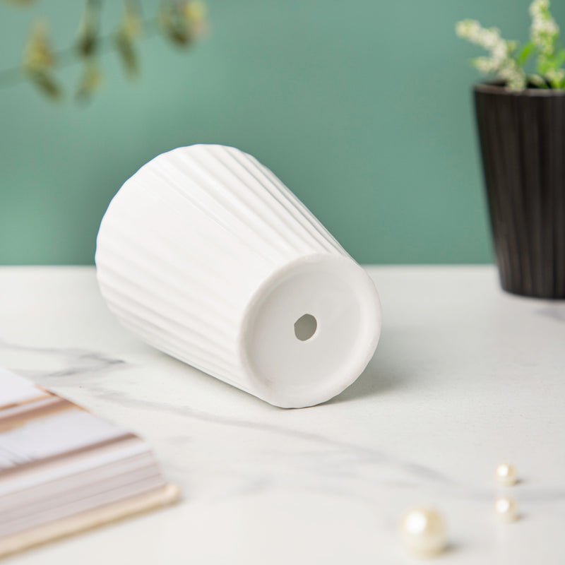 Nordic White Ribbed Ceramic Planter - Plant pot and plant stands | Room decor items