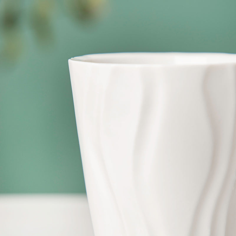 Nordic White Wavy Ceramic Planter - Plant pot and plant stands | Room decor items