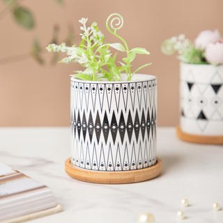 Twyla Starry Night Black White Planter With Wooden Coaster