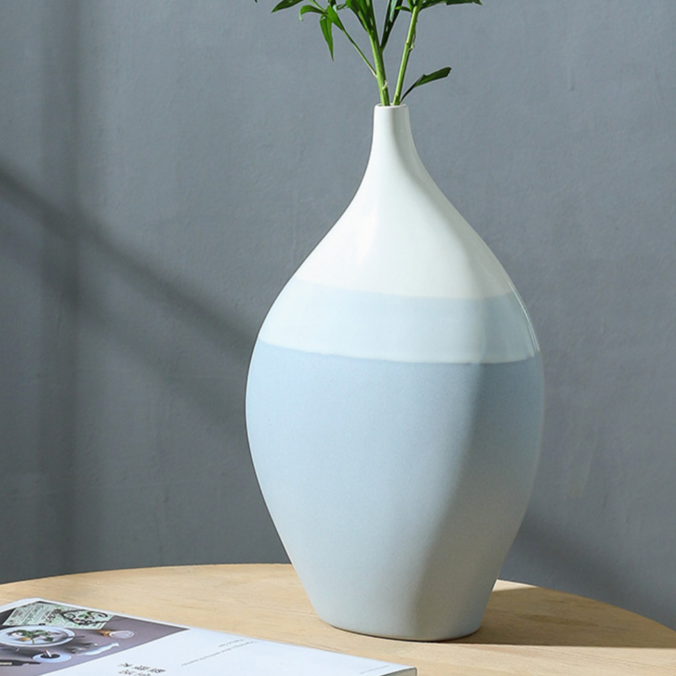 Minimalist Flower Vase Online - Premium Vase | Nestasia