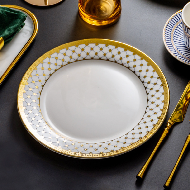 Aurelea Glam Snack Plate - Serving plate, snack plate, dessert plate | Plates for dining & home decor