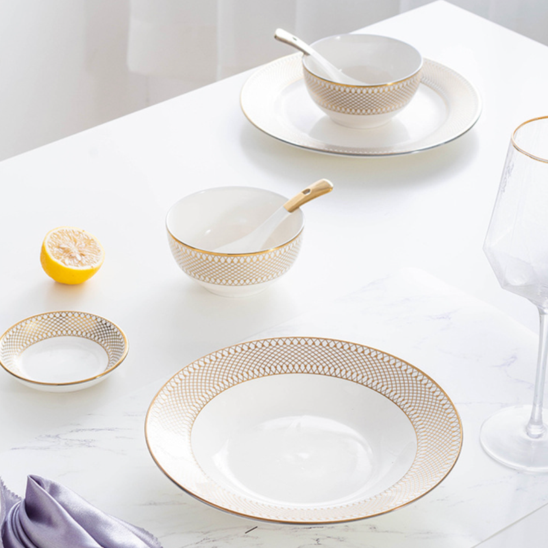 Aurelea Snack Plate - Serving plate, snack plate, dessert plate | Plates for dining & home decor