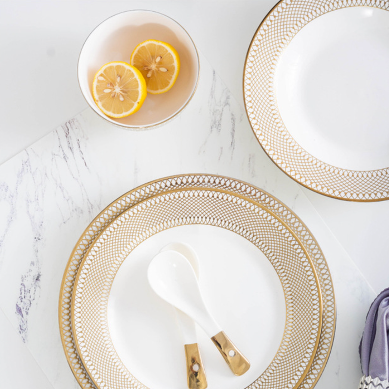 Aurelea Snack Plate - Serving plate, snack plate, dessert plate | Plates for dining & home decor