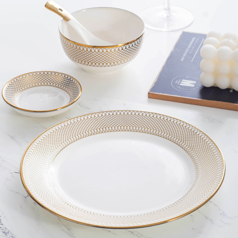 Aurelea Snack Plate - Serving plate, snack plate, dessert plate | Plates for dining & home decor