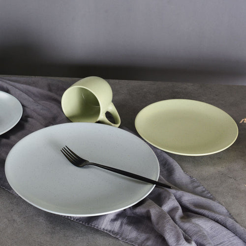 Pixie Glaze Snack Plate Green 8 Inch - Serving plate, snack plate, dessert plate | Plates for dining & home decor