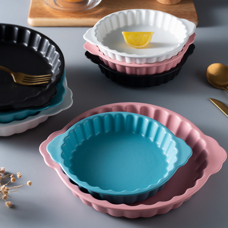 Very Berry Pink Baking Tray 10 Inch - Baking Dish