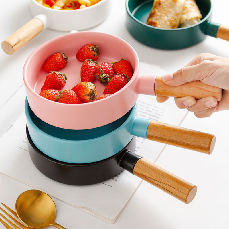 Very Berry Baking Pan With Handle - Serving bowls, noodle bowl, snack bowl, popcorn bowls | Bowls for dining & home decor