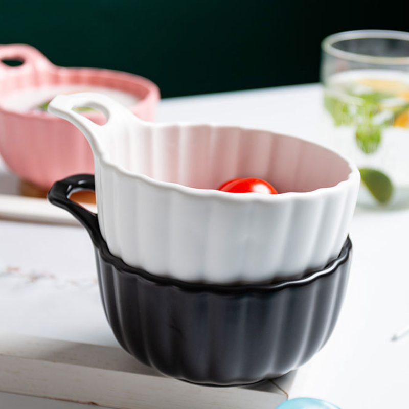 Black Berry Scallop Bowl 250 ml - Bowl, soup bowl, ceramic bowl, snack bowls, curry bowl, popcorn bowls, soup bowls with handles | Bowls for dining table & home decor