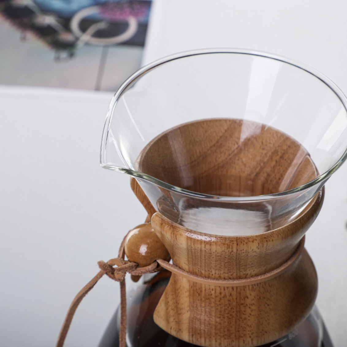 Manual Drip Coffee Maker With Borosilicate Glass Carafe