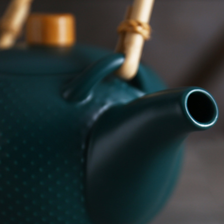 MAGNIFIQUE Textured Tea Pot - Teapot, kettle, tea kettle | Teapot for Dining table & Home decor