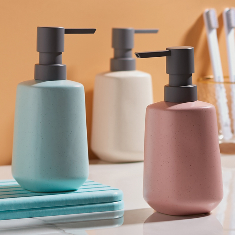 Modern Bathroom Accessory