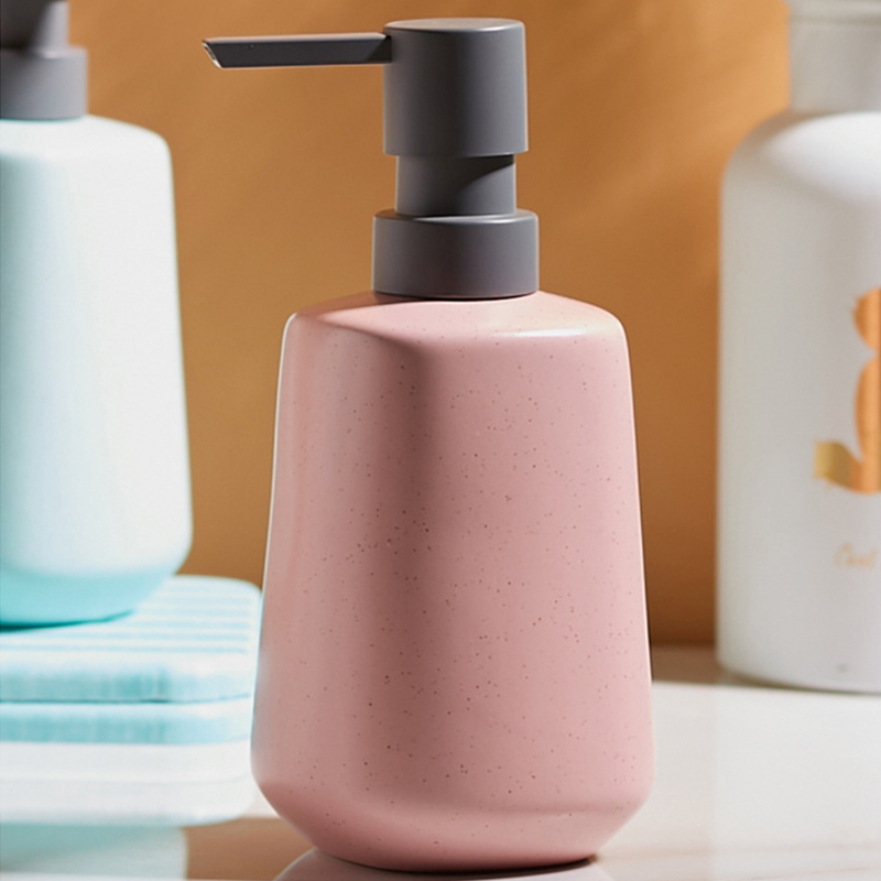 Modern Bathroom Accessory