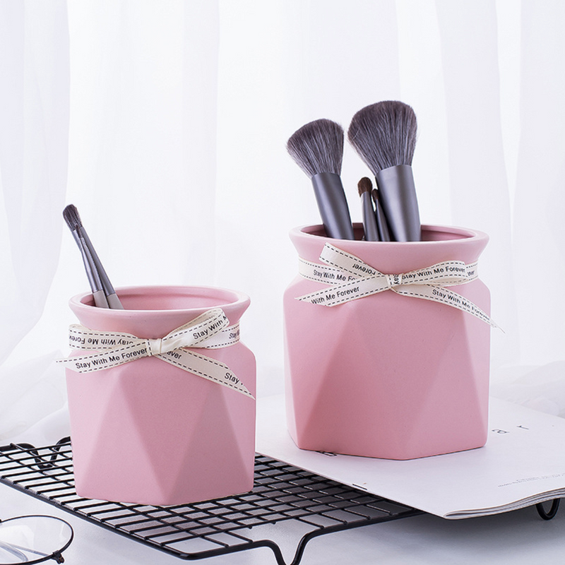 Modern Flower Vase Medium - Flower vase for home decor, office and gifting | Home decoration items