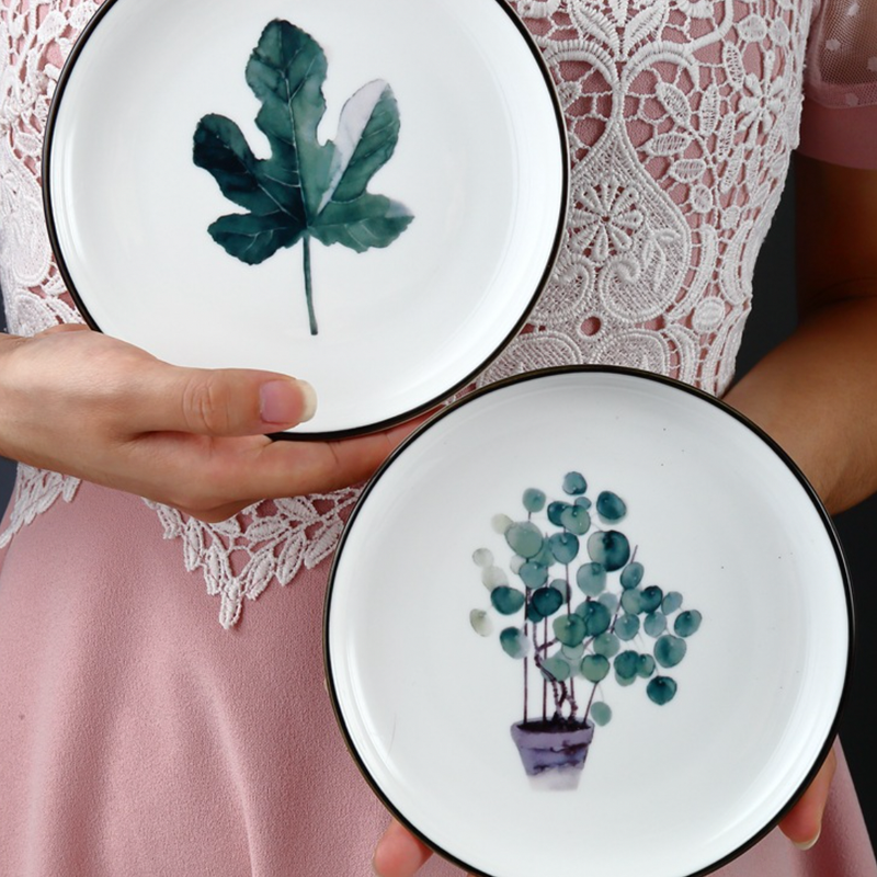 Side Plate With Leaf Motif - Serving plate, snack plate, dessert plate | Plates for dining & home decor