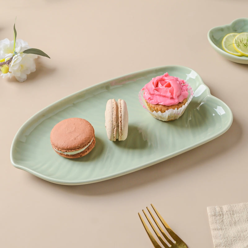 Taro Leaf Platter 10 Inch - Ceramic platter, serving platter, fruit platter | Plates for dining table & home decor