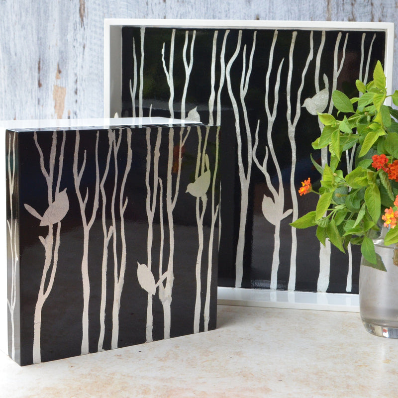 LACQUER box with bird design - black and white