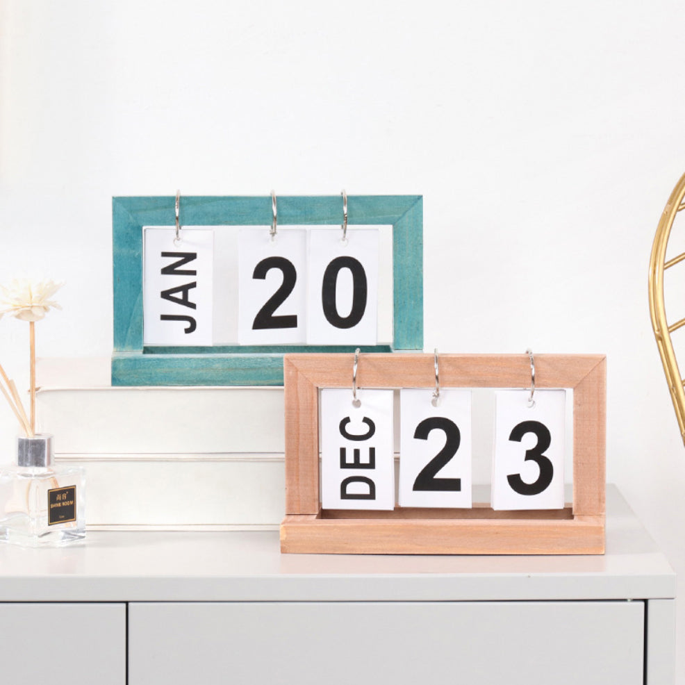Wooden Table Calendar