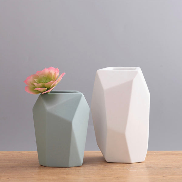Vase For Decor Small - Flower vase for home decor, office and gifting | Home decoration items