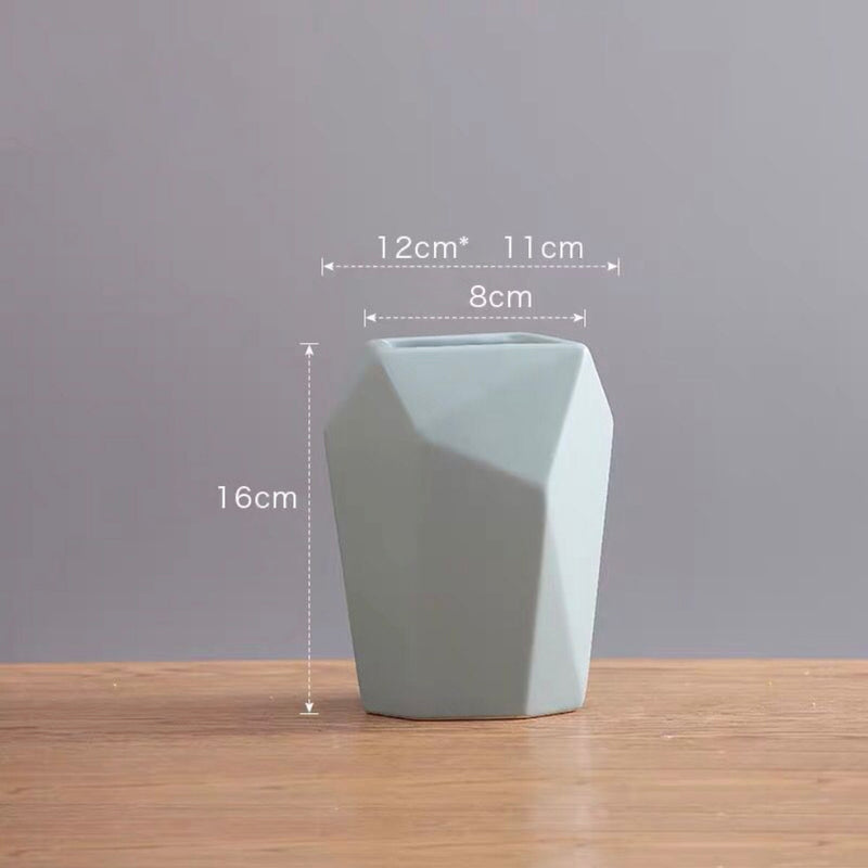 Vase For Decor Small - Flower vase for home decor, office and gifting | Home decoration items