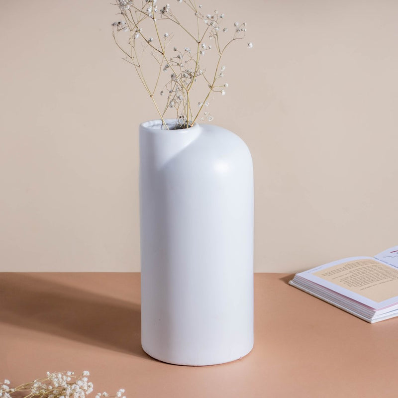 Flugen White Ceramic Vase - Flower vase for home decor, office and gifting | Home decoration items