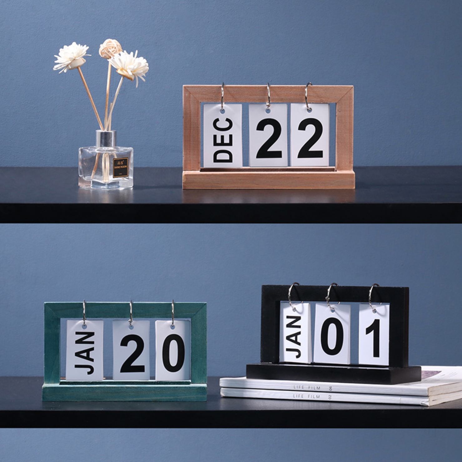 Wooden Table Calendar