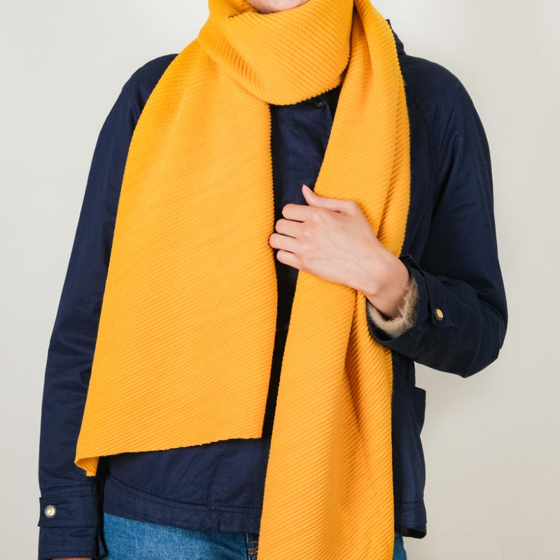 Pleated Hi-Fashion Stole Yellow