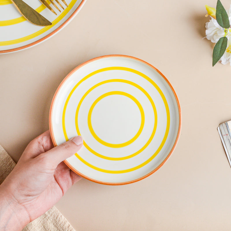Spiral Yellow 22 Piece Dinner Set For 6