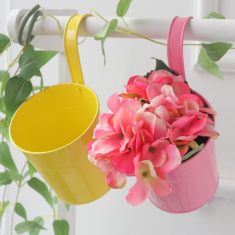 Metal Hanging Planter Basket With Handle - Plant pot and plant stands | Room decor items