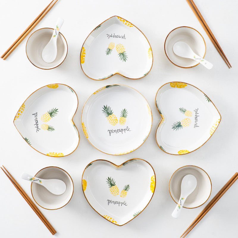 Pineapple Heart Snack Set For 4