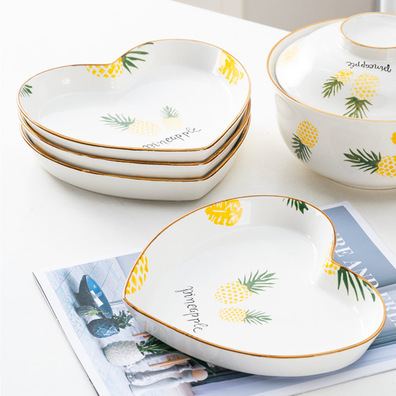 Pineapple Heart Plates and Pot For 4