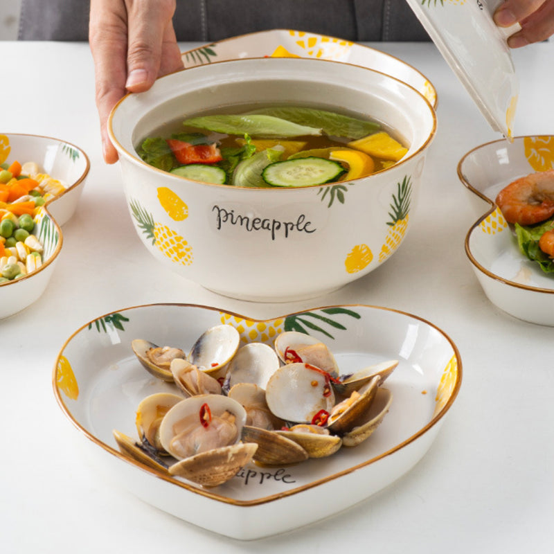Pineapple Heart Plates and Pot For 4