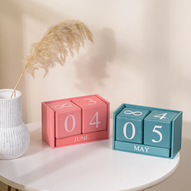 Pink Wooden Table Calendar