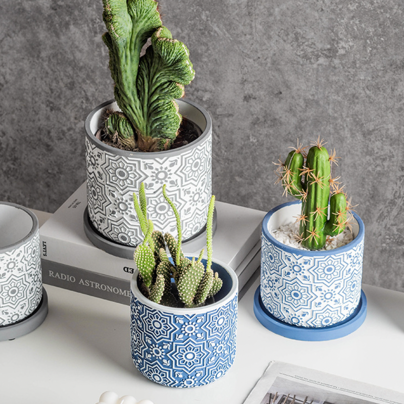 Elegant Ceramic Pot with Plate - Indoor planters and flower pots | Home decor items