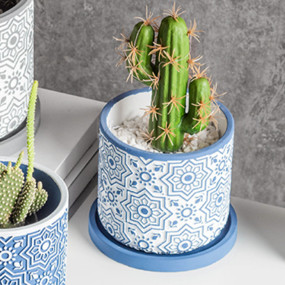 Elegant Ceramic Pot with Plate - Indoor planters and flower pots | Home decor items