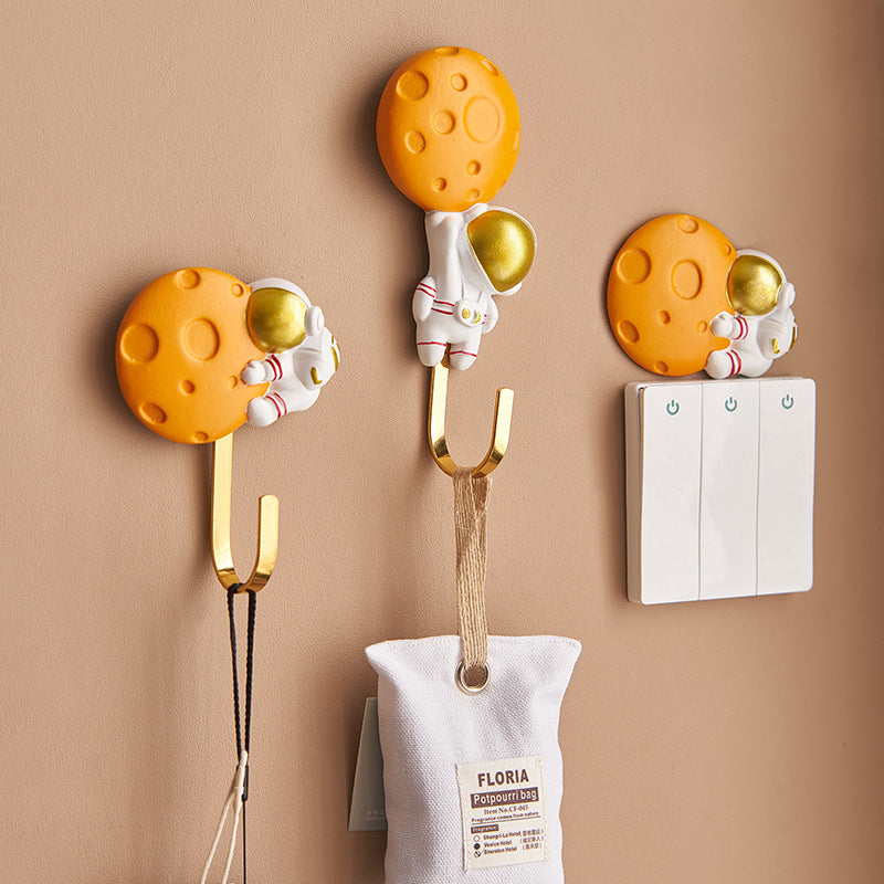 Moon and Astronaut Wall Hook - Wall hook/wall hanger for wall decoration & wall design | Home & room decoration ideas