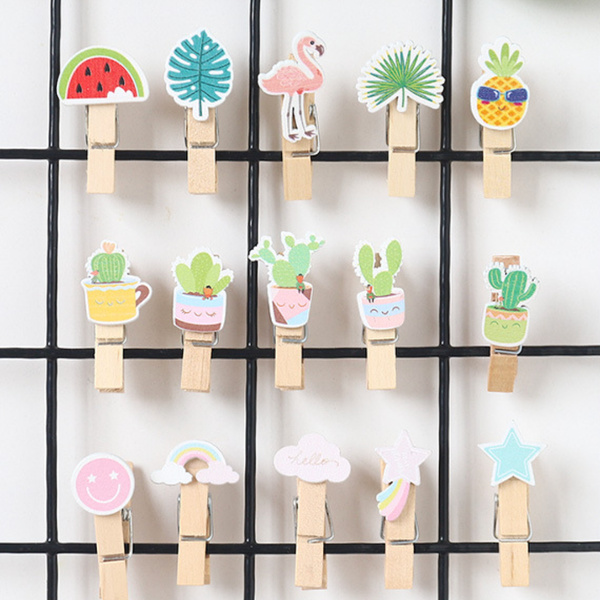 Wooden Hanging Clips - Set of 10