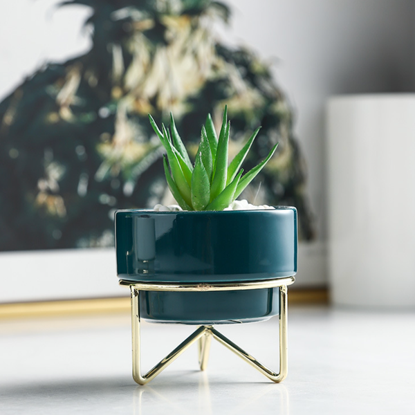Small Flower Pot - Indoor planters and flower pots | Home decor items