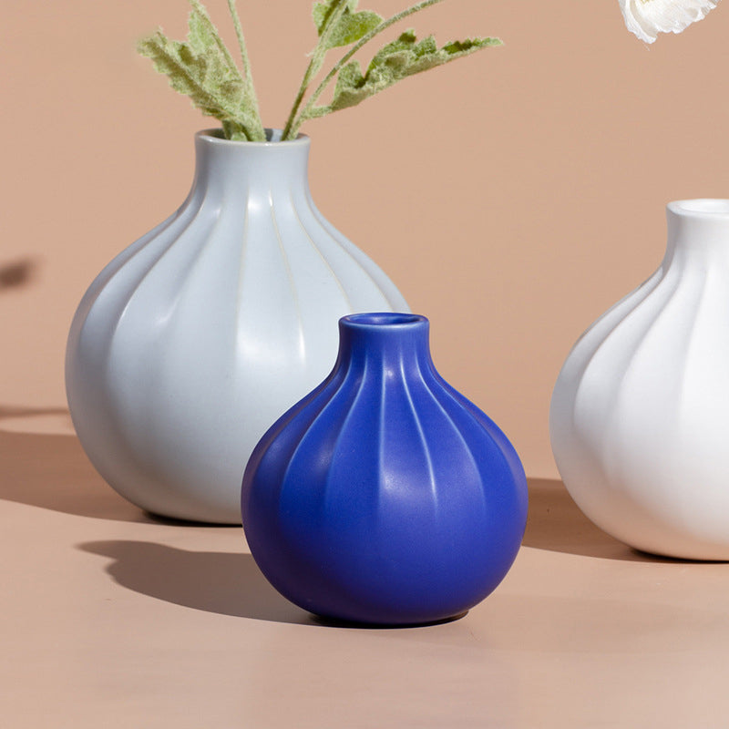 Modern Ribbed Vase - Flower vase for home decor, office and gifting | Home decoration items