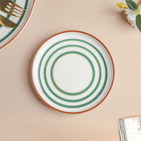 Spiral Snack Plate Green 6 Inch - Serving plate, snack plate, dessert plate | Plates for dining & home decor