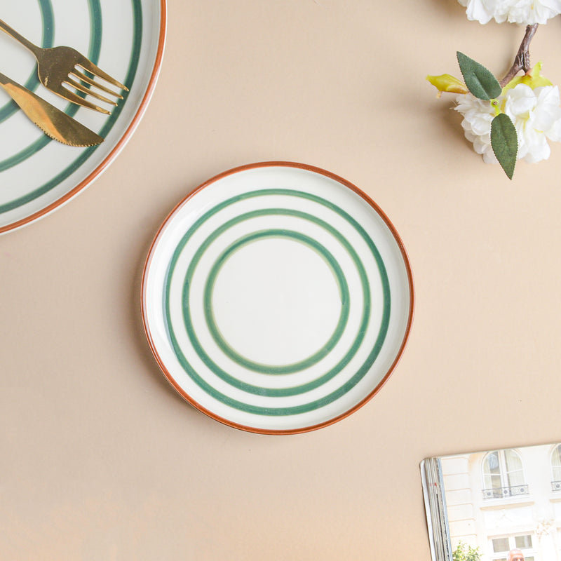 Spiral Snack Plate Green 6 Inch - Serving plate, snack plate, dessert plate | Plates for dining & home decor